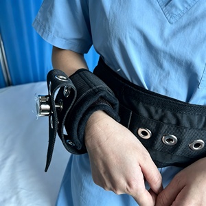 Ensemble de contention médicale – Menottes de poignet non amovibles avec ceinture de maintien – Menottes de bondage BDSM – Fixateur d'extrémités pour patient en milieu hospitalier - Product Image 5