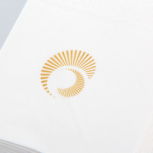 Serbet sekali pakai putih 3 lapis ramah lingkungan dari bubur kayu, 8 lipatan, dengan kemasan untuk restoran, pernikahan, dan katering - Product Image 2