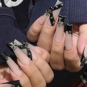 Faux ongles carrés esthétique Y2K <span class=keywords><strong>French</strong></span> Tip faits à la main <span class=keywords><strong>pour</strong></span> <span class=keywords><strong>manucure</strong></span> de fête - Product Image 6