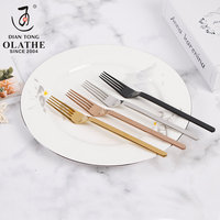 Nouveau style de couverts de restaurant de luxe couteau et fourchette et cuillère en acier inoxydable couverts en or rose ensemble de couverts en or