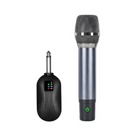 Microphone à condensateur sans fil professionnel Aidi de haute qualité 2.4G pour chant et scène, en métal, portable, rechargeable, bon prix