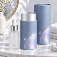 Emballage de tube en papier pour sérum de soin personnalisé avec noyau en carton blanc, impression CMYK, pelliculage et vernis UV brillant