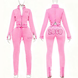 महिलाओं की उच्च गुणवत्ता वाले कस्टम धुले नरम कपास फ्रेंच टेरी कढ़ाई वाली क्रोप्ड डबल जिपर महिला ट्रैकसूट सेट - Product Image 1