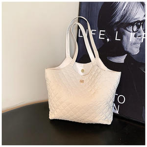 2026 Yeni Moda Retro Batı Tarzı Sonbahar Kış Kadın Omuz Çantası Büyük Kapasiteli - Product Image 6