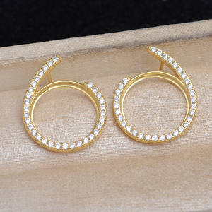 อุปกรณ์ทำเครื่องประดับมุก DIY ขนาด 7-10 มม. ต่างหูแบบหนีบ Queen S925 พร้อมตัวหนีบต่างหูแบบเปล่าลายใบโคลเวอร์นำโชค 5788 - Product Image 2