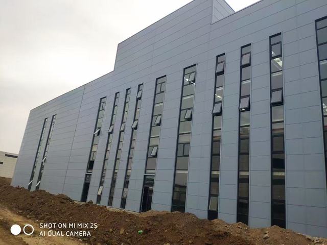 Rapid Installation of Prefabricated Warehouse Buildings, Steel Structure Prefabrication Workshops, and Factories Ready for Sale.