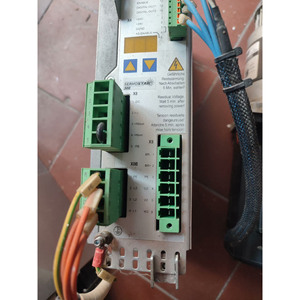 SERVOSTAR303 S30361-NA-SB AKM42E-ANCNR-00 Variador y Motor - Product Image 3