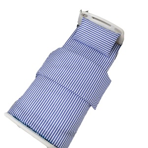 Trung Quốc nhà máy bán buôn rửa sạch kháng màu xanh và trắng sọc <span class=keywords><strong>bedding</strong></span> <span class=keywords><strong>Set</strong></span> 3 cái cho bệnh viện sử dụng - Product Image 4