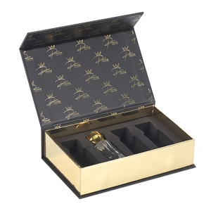 Boîte cadeau de parfum avec fermeture magnétique exquise, boîte d'emballage <span class=keywords><strong>en</strong></span> papier avec logo personnalisé, <span class=keywords><strong>vente</strong></span> directe d'usine - Product Image 1
