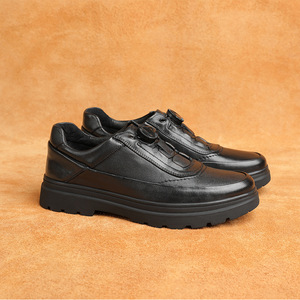 Mocassins en cuir à bout rond, semelle en caoutchouc, semelle intermédiaire en EVA, antidérapants, style britannique, chaussures pour hommes d'hiver - Product Image 2