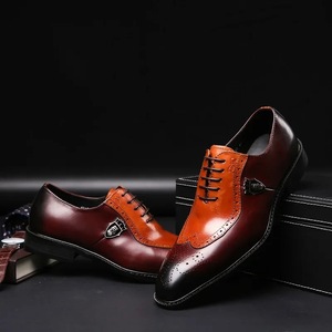 Chaussures habillées homme faites à la main 2026 pour l'été/hiver et l'automne, idéales pour mariage et affaires, avec empeigne en similicuir de vachette haut de gamme et motifs gravés - Product Image 4
