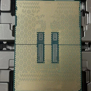 Nouveau processeur pour la série Xeon 6e génération 6741P 48 cœurs 96 threads 2,5 GHz 300 W TDP Serveur Prise en charge 64 bits 6716P-B 6745P 6706P-B 6714P - Product Image 2