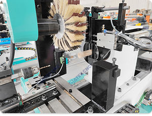 Mini <span class=keywords><strong>tour</strong></span> à <span class=keywords><strong>bois</strong></span> CNC 0615 personnalisé avec <span class=keywords><strong>mandrin</strong></span> pneumatique et outil multifonction pour le traitement de petites pièces en <span class=keywords><strong>bois</strong></span> - Product Image 4