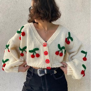 Tùy Chỉnh Hàng Dệt Kim Nhà Sản Xuất Phụ Nữ Dễ Thương 3D Ấm Cúng Trắng Cáp Đan Mở Phía Trước Anh Đào Cardigan Áo Len Cho Phụ Nữ - Product Image 4
