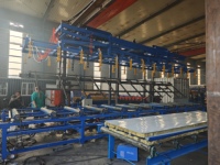 Carrelage faisant la machine de panneau sandwich pu Pir automatisation de la machine de panneau sandwich Pu ligne de panneau sandwich en polyuréthane usine dixin