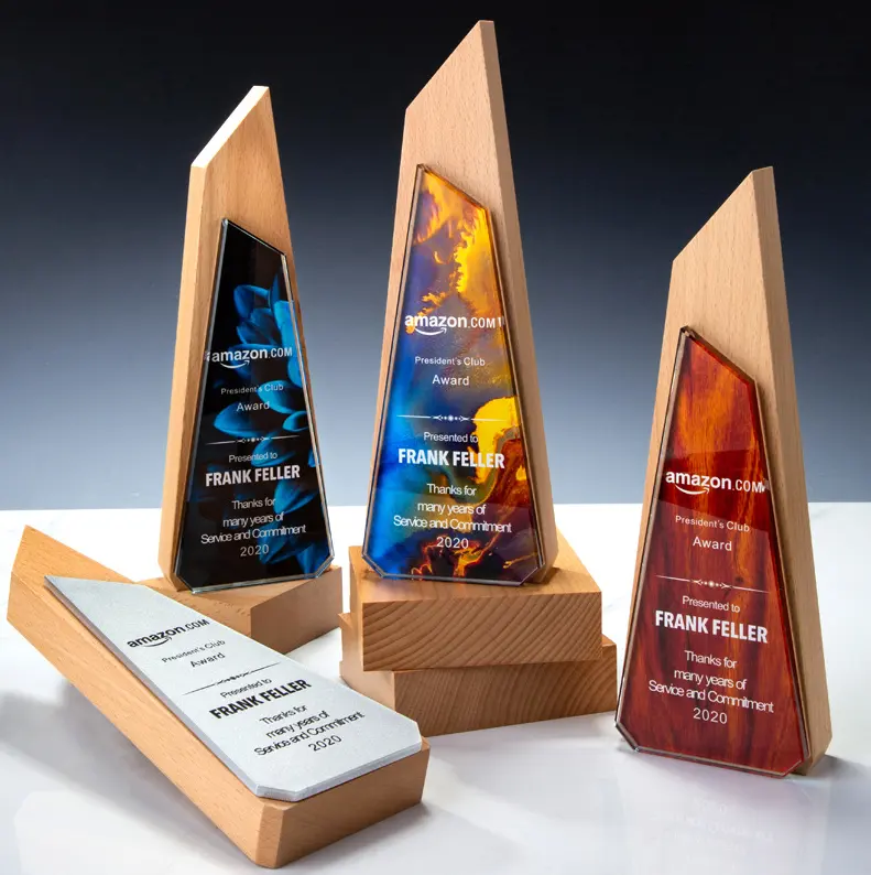 थोक कस्टम लकड़ी पट्टिका खाली ट्राफियां और पुरस्कार लकड़ी पुरस्कार प्रोमोशनल उत्पाद सेट विज्ञापन उपहार