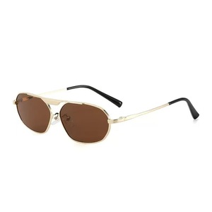Lunettes de soleil ovales à monture complète pour femme, protection UV400, nouvelle collection 2026, style rétro européen et américain - Product Image 5