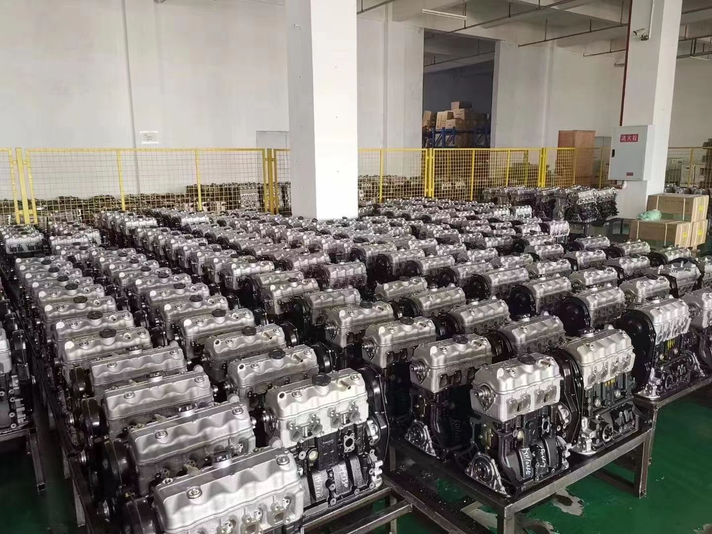 UEDAエンジン61RC Autoparts 4jj1/4jj1-Tc/4jj1-Tcs Assy Complete Cylinder Head