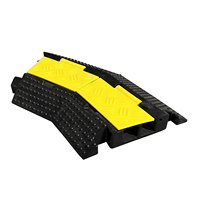 Rampes de sécurité routière à 2 canaux pour événements, coudes en PVC, revêtement en caoutchouc, matériau de base, ralentisseur de vitesse, protection de câbles, courbe jaune + noir