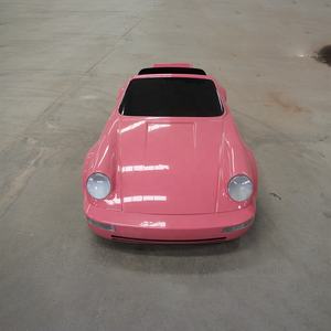 Kart à pédales personnalisé OEM avec moyeux de roue sur mesure pour locations de luxe en station balnéaire - Product Image 3