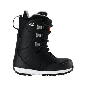 Chaussures de <span class=keywords><strong>snowboard</strong></span> à lacets traditionnelles légères pour hommes et femmes Équipement polyvalent pour débutants pour les sports d'hiver en plein air - Product Image 3