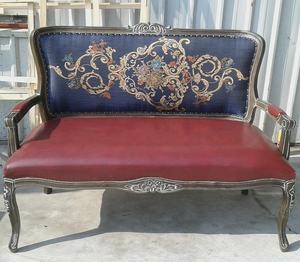 アメリカのアンティークユニークな家具木製レザーソファパターンデザインリビングルームラブシートソファ - Product Image 6