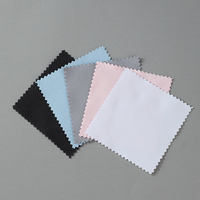 Chiffons de nettoyage pour bijoux en argent de mode avec logo personnalisé Essuyez les bagues les colliers Microfibre Nettoyage Emballage individuel Nettoyant pour bijoux