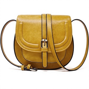 Sac à bandoulière en PU pour femmes, couleur unie, sangle réglable, fermeture à boucle, décontracté, usage quotidien, durable, léger - Product Image 1
