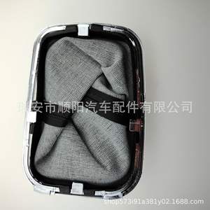 Poignée de levier de vitesses en cuir ergonomique Nissan ZL0113280 - Product Image 3