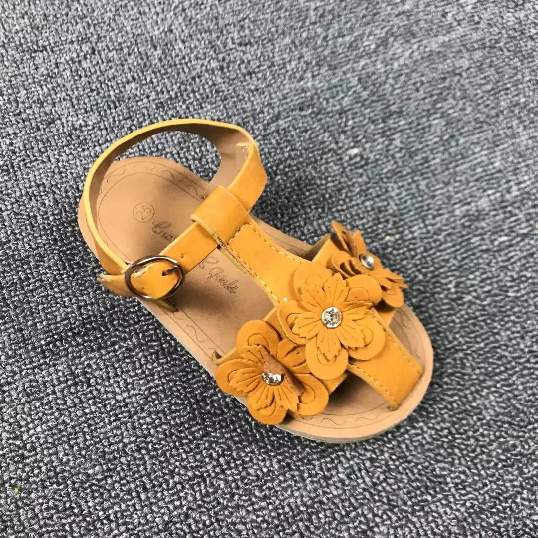 Moda çiçek bebek bebek ayakkabısı kız elbise sandalet yumuşak taban çocuk sandaletleri düz rahat Toddler kaymaz plaj sandaletleri