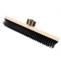 Brosse de nettoyage industrielle robuste pour sols en bois avec poils en nylon rigides pour le nettoyage de terrasses, patios et surfaces en béton en extérieur (DIY)