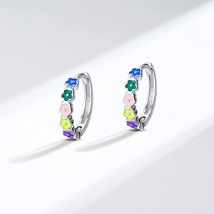 Orecchini a Cerchio in Resina Floreale Colorata, Stile Fresco e Dolce, Gioielli alla Moda per Uso Quotidiano Femminile - Product Image 2
