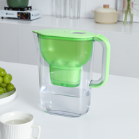 Carafe filtrante à eau certifiée NSF 42, capacité 10 tasses, avec filtres à charbon actif, réduit le chlore et les métaux lourds, améliore le goût et l'odeur.