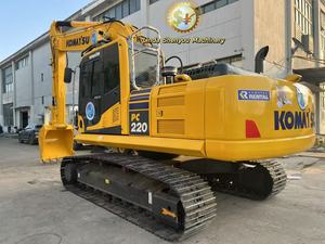 Excavatrice hydraulique sur chenilles Komatsu PC220-8MO d'occasion de haute qualité, 22 tonnes, moteur et boîte de vitesses japonais, PLC, modèle 2022, pompe hydraulique, moteur - Product Image 2