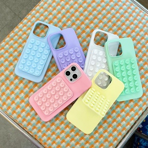 Coque de Téléphone en Silicone à Ventouse pour <span class=keywords><strong>iPhone</strong></span> avec Support Intégré, Support de Téléphone Mobile Coloré en Silicone, Accessoires de Support de Téléphone - Product Image 4