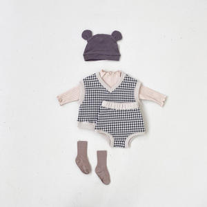 Ivy41747A Conjunto de Ropa Otoñal para Niños Europeos, Conjunto de Chaleco y Pantalones Cortos a Cuadros de Punto para Bebés y Niños, Venta al Por Mayor - Product Image 3