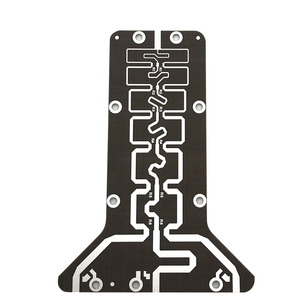 Assemblage de circuits imprimés à performance stable et conforme RoHS avec feuille de cuivre traitée par inversion de 0,5 oz pour station de base de communication par micro-ondes - Product Image 2