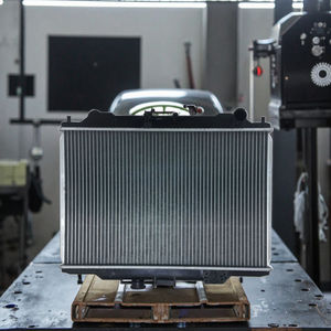 Conjunto de radiadores de coche 21460-VW000 <span class=keywords><strong>Caravan</strong></span> Urvan E25 dirigido a un rendimiento de refrigeración óptimo - Product Image 5