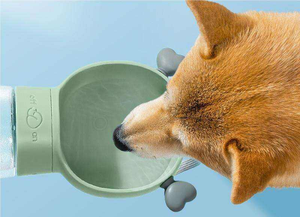 Botella de Agua Portátil para Mascotas, Moderna, Elegante, de Plástico de Grado Alimenticio, Impermeable, para Viajes al Aire Libre - Product Image 4