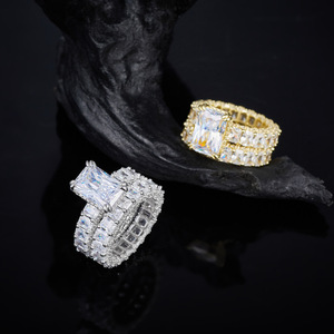 Anillo de cóctel de moissanita chapado en oro de 18 quilates para mujer, corte esmeralda, engaste pavé, estilo geométrico de lujo, joyería para fiesta - Product Image 3