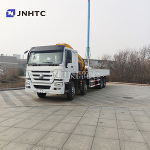 Camion de fret SINOTRUK HOWO 4X2 6X4 8x4 avec <span class=keywords><strong>grue</strong></span> de 5 à 20 tonnes - Product Image 6