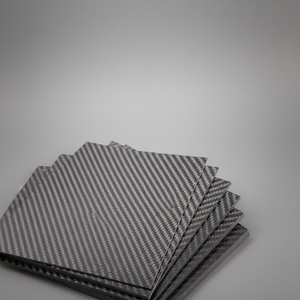 แผ่นคาร์บอนไฟเบอร์แบบทวิลล์ 3K ความแข็งแรงสูงจากจีน สำหรับงานอดิเรกและกีฬา  รับสั่งทำตามความต้องการ - Product Image 1