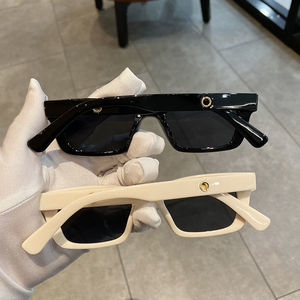 Gafas de Sol Cuadradas Pequeñas de Moda al por Mayor, Protección Solar para Exteriores, Montura Pequeña, Gafas de Sol de Lujo para Mujer - Product Image 2