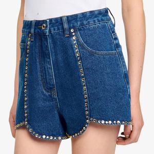 Vente d'usine : Short en jean taille haute bleu délavé avec strass, extensible, pour femme, idéal pour l'été - Product Image 3