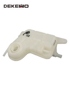 4F0121403M 4F0121403F DEKEWO Ricambi Auto Serbatoio di Espansione del Liquido di Raffreddamento per AUDI 2005-2011 A6 C6 <span class=keywords><strong>2</strong></span>.7/<span class=keywords><strong>3</strong></span>.0TDI <span class=keywords><strong>3</strong></span>.0/4.2FSI - Product Image 1