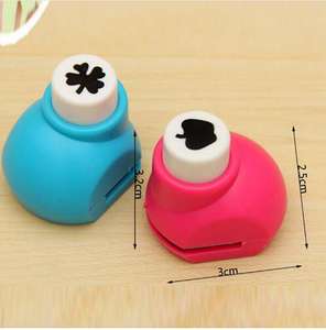 <span class=keywords><strong>Mini</strong></span> perforateur artisanal bricolage pour <span class=keywords><strong>Scrapbooking</strong></span> poinçon coupe à la main perforateur de trou de carte pour bricolage carte-cadeau jouet pour enfant - Product Image 3