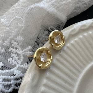 Pendientes de Plata de Ley S925 con Forma de Corazón, Estilo Vintage, Diseño Geométrico Irregular Simple, Venta al por Mayor - Product Image 4