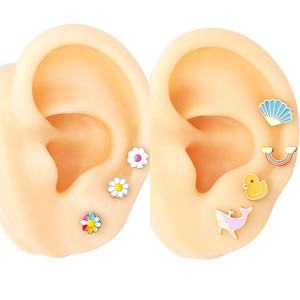 Pendientes de Acero Inoxidable con Baño de Oro Hipoalergénicos, Diseño de Dibujos Animados, Arcoíris, Flor y Mariposa, Personalizados con Esmalte, para Niños - Product Image 3
