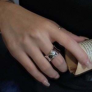 Anillo de textura de arco romántico S925 Plata de ley con chapado de 18K Diseño simple con incrustaciones Versión coreana Anillo fino - Product Image 2