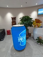 Écran d'affichage LED flexible et mobile P1.86 pour la publicité de bières et de boissons en canettes